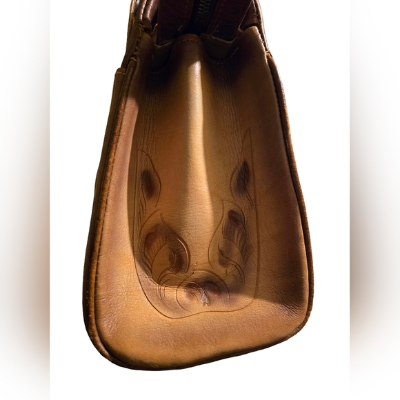 Rare Vintage Hand Crafted Leather Sholder Bag - Picture 3 of 7